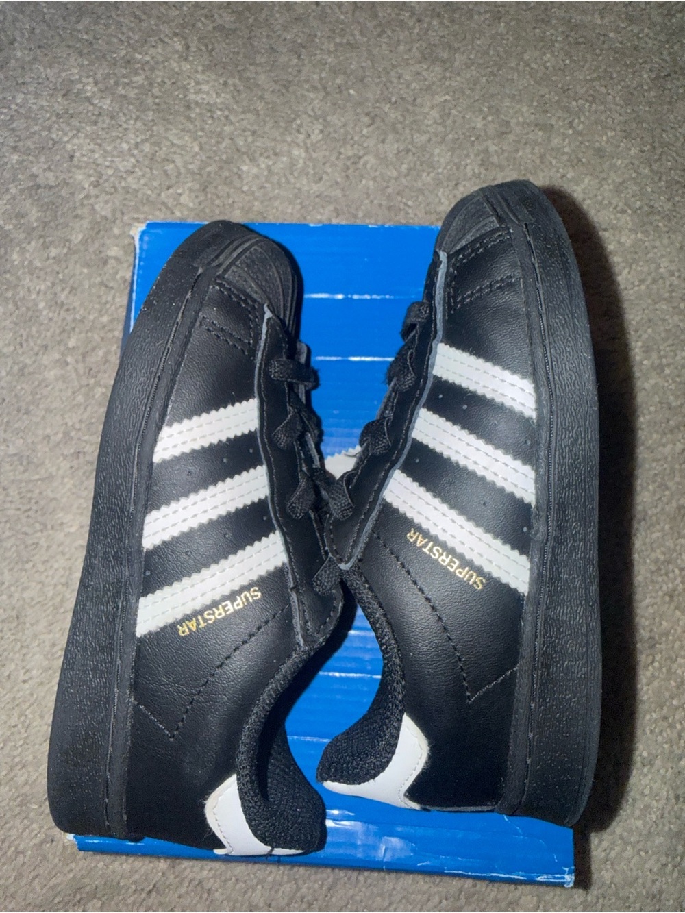adidas kids Black & White Low-Top Superstar Sneakers